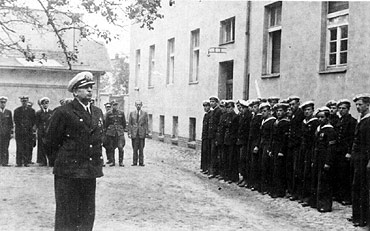Tadeusz Borkowski - adiutant dowdcy Marynarki Wojennej