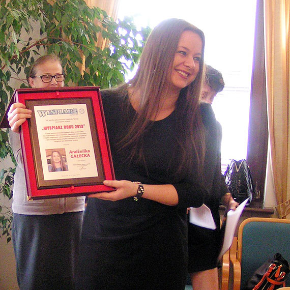Kwiaty dla Andżeliki Gałeckiej „Wyspiarza Roku 2013”