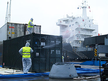 Chemicy z Dziwnowa dezynfekowali sprzt kontyngentu wojskowego z Czadu