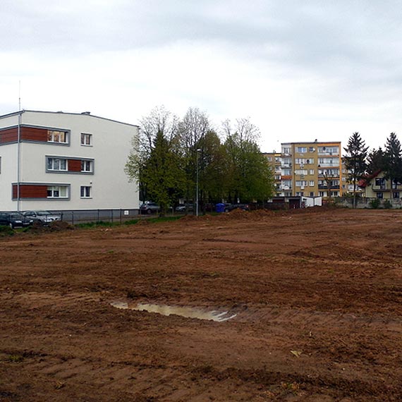 Teren przy budynku starostwa uporzdkowany