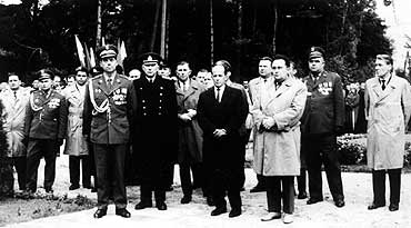 Drogowcy zniszczyli pomnik