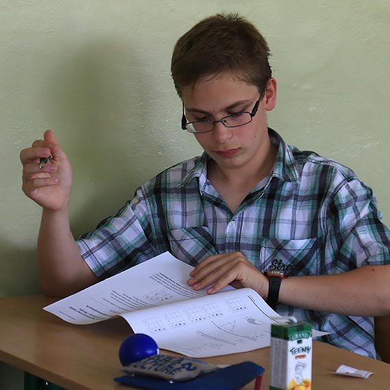 Konkurs matematyczny w Zespole Szk Oglnoksztaccych w winoujciu z udziaem uczniw z Wolina. Zobacz film!