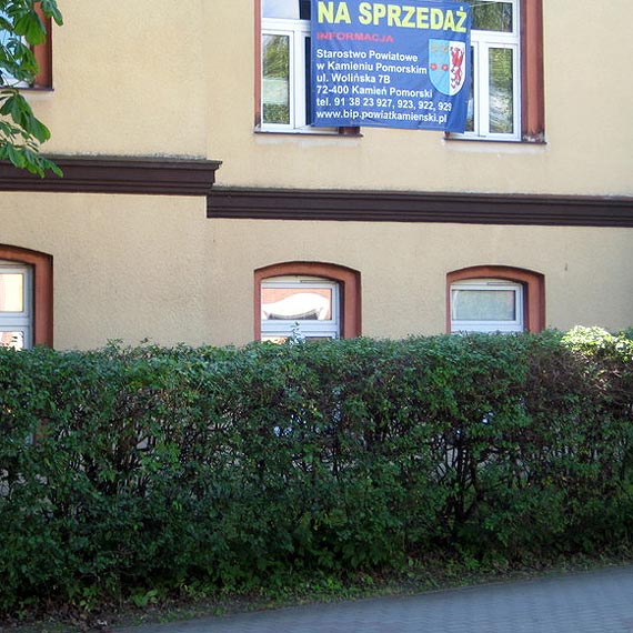 Powiat Kamieski - budynek przeznaczony na sprzeda widoczny dla potencjalnych nabywcw