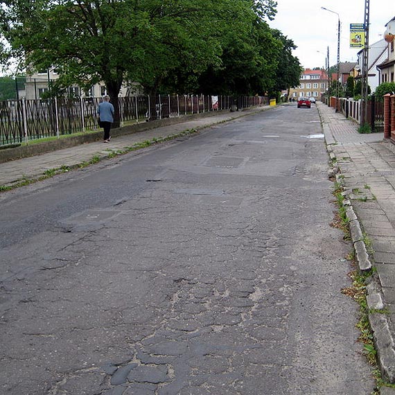 Kamień Pomorski- o jedną dziurawą ulicę mniej