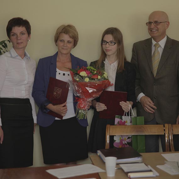 Specjalne podzikowanie od Burmistrza Golczewa dla uczennicy gimnazjum