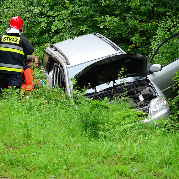 Wypadek za Wisek. Podr zakoczyli …w rowie