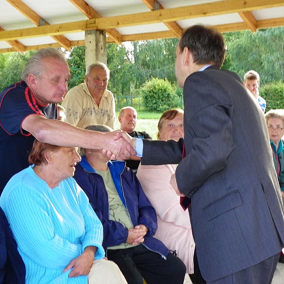 DUSIN: Przyszedł czas by zakopać wojenne topory i zacząć rozmawiać