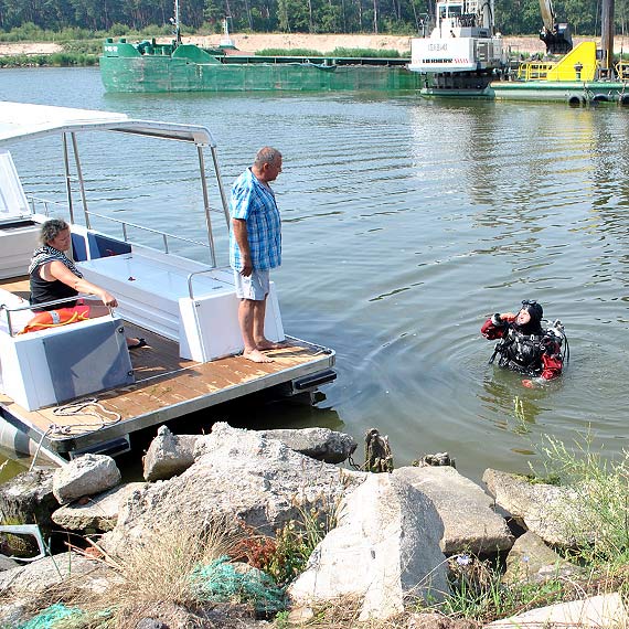Zodziei nagraa kamera. Okradziono  lokal na marinie w Karsiborze