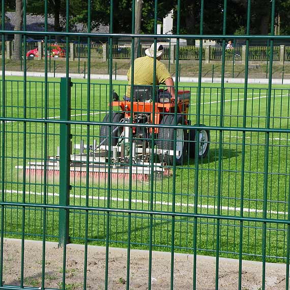 Kiedy pierwszy mecz na nowej płycie?