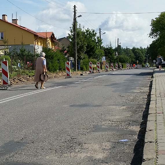Drogowcy przystpili do przebudowy drogi w wierznie