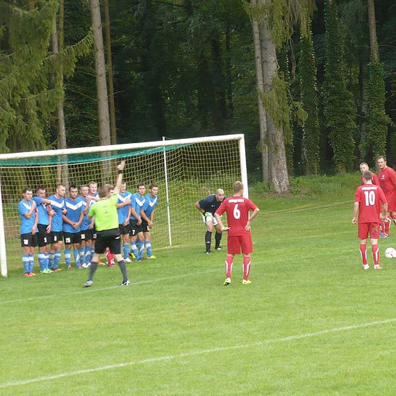 Iskra wygrywa !