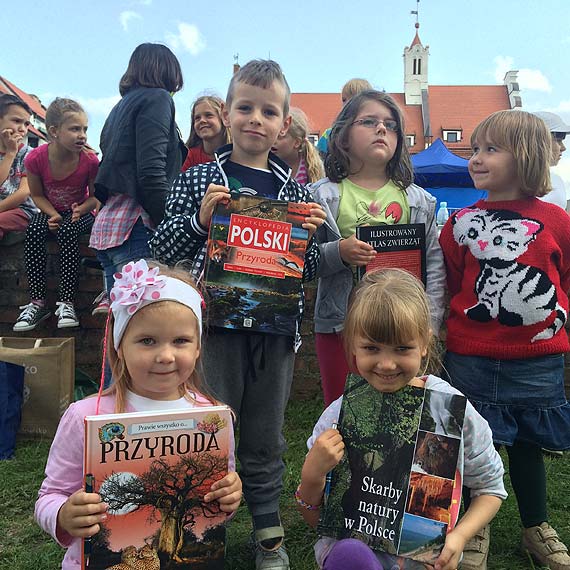 Rodzinny piknik ekologiczny w kamieskim amfiteatrze