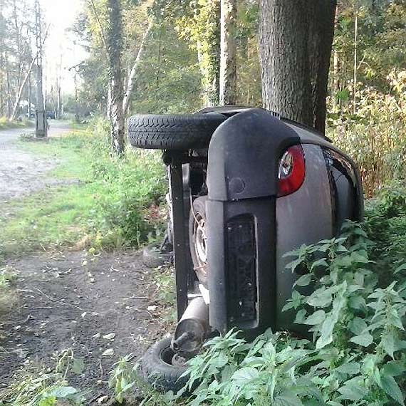 Mieszkacy: Zabierzcie w kocu ten samochd. Czy instytucje pastwowe pi