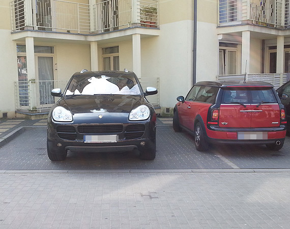 Za mao miejsca? Zaparkuj jak ci wygodnie