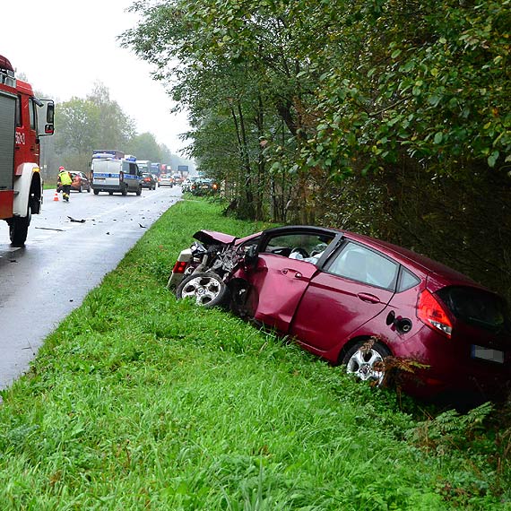 Wypadek na ulicy Woliskiej w unowie. 29- letnia kobieta w ciy trafia do szpitala.