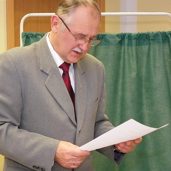 Sebastian Mamzer przewodniczcym rady powiatu  kamieskiego