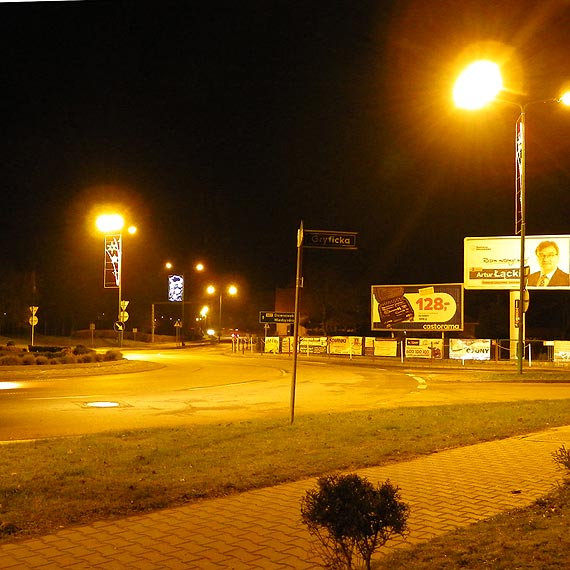 Potrcenie w Kamieniu Pomorskim. Mczyzna wpad pod samochd 
