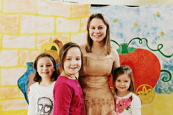 Świąteczna niespodzianka dla dzieci od młodzieży z ZSP Wolin
