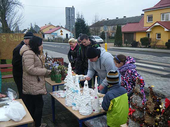 Kiermasz Boonarodzeniowy w wierznie