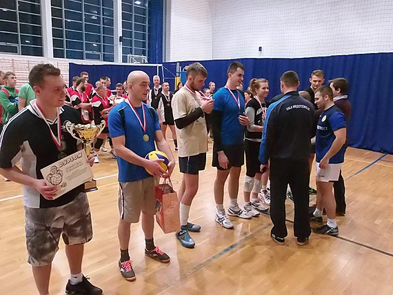 Volley Team zwycięża w Gwiazdkowym turnieju w Międzyzdrojach. Zobacz fotogalerię