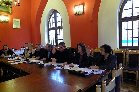 Nie poskpili pienidzy na wynagrodzenie dla burmistrza