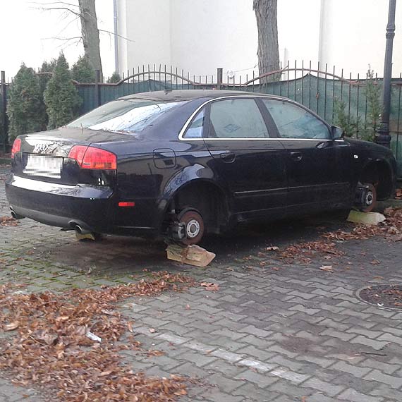 Zodzieje w Midzyzdrojach byli askawi. Tym razem ukradli tylko koa...