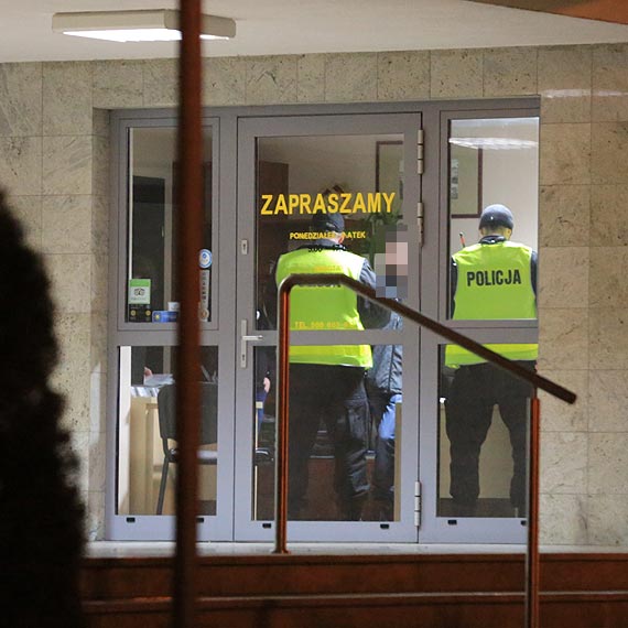 Wynajmuje apartamenty w winoujciu i je okrada. Policja prosi o pomoc w namierzeniu zodzieja