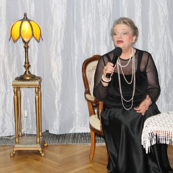Anna Seniuk w międzyzdrojskiej bibliotece