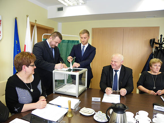 Marek widerski odwoany z funkcji czonka Zarzdu Powiatu