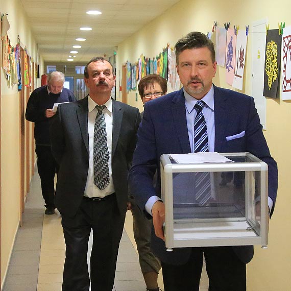 Ju wkrtce bezporednie wybory starostw i marszakw?