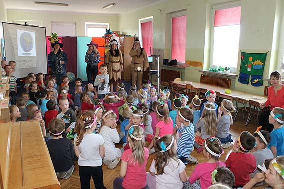 Indianie i kowboje w midzyzdrojskim Przedszkolu „Morskie Skarby”