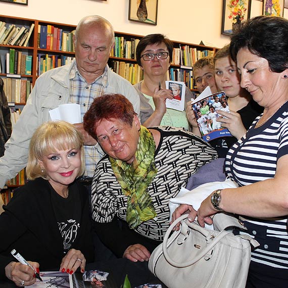 Spotkanie z Izabelą Trojanowską w międzyzdrojskiej bibliotece