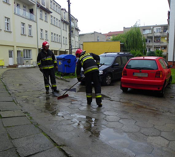 Ulica Garncarska w Kamieniu Pomorskim puapk na samochody