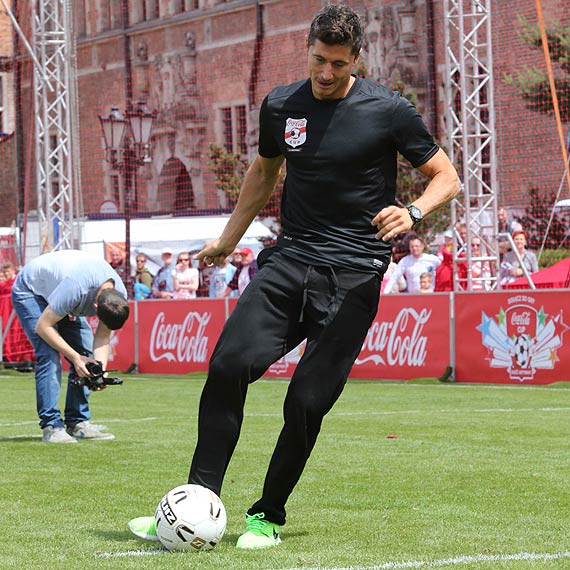 Chłopcy z Legnicy i dziewczęta z Łodzi wygrywają wielki finał Coca-Cola Cup