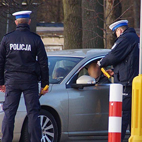 Policjanci kontrolowali trzewo kierowcw w Midzyzdrojach. Zatrzymali czterech na podwjnym gazie