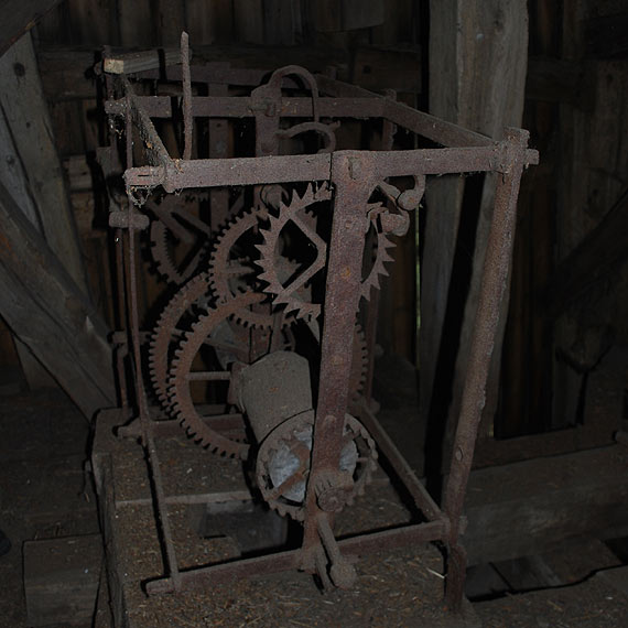 Mechanizm zegarowy z kościoła w Mechowie w MHZK