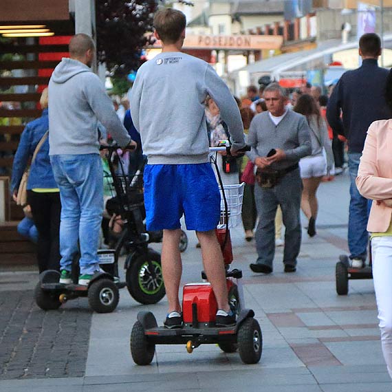 Czytelnik: Inwazja trjkoowcw w Midzyzdrojach. Tratuj ludzi! 