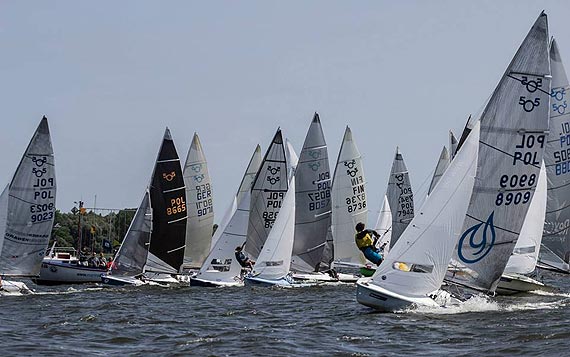 Puchar Mariny Kamie Pomorski – pierwszy dzie regat