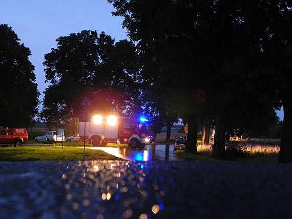 miertelny wypadek pomidzy Wolinem a Uninem, nie yj 2 osoby. Caa droga jest zablokowana
