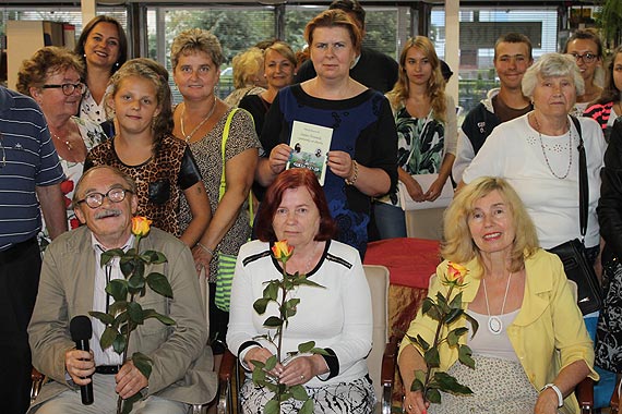 „Dialog serc” - finisaż haftów Janiny Bagrowskiej oraz wieczór poetycko-muzyczny