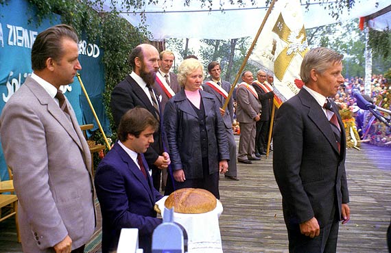 Solidarnościowe ogólnopolskie dożynki w Wolinie – 1981rok we wspomnieniach i na zdjęciach