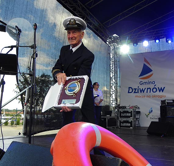 Dzikuj panu burmistrzowi e mnie zaprosi na otwarcie tak wanej inwestycji...