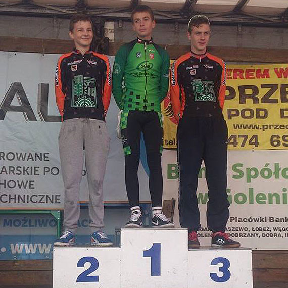 Worek sukcesw w kolarskim kryterium w Maszewie