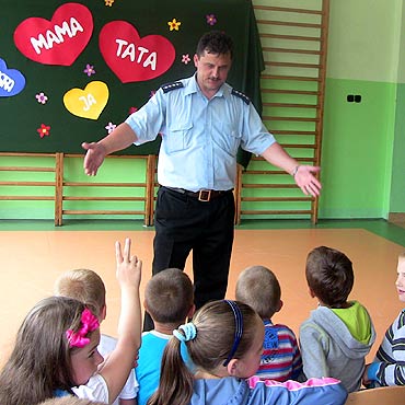Bezpieczne wakacje z kamiesk policj