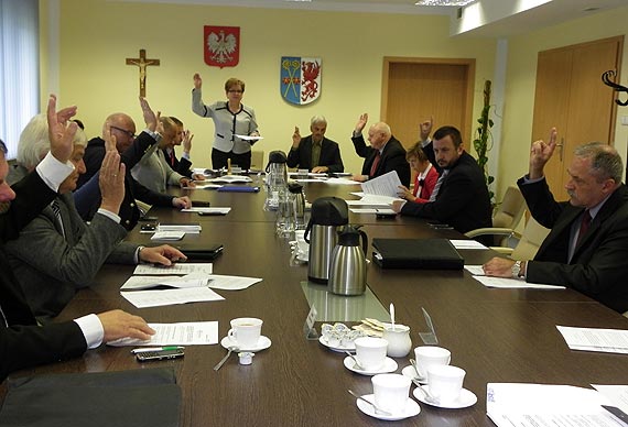 Pani premier dała ponad milion złotych na domy dziecka w Lubinie i Wisełce