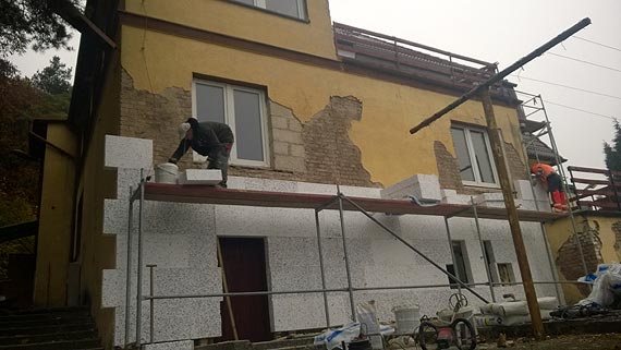 Waldemar Dubrawski odpowiada na maile naszych Czytelnikw w sprawie remontu domu dziecka w Wisece