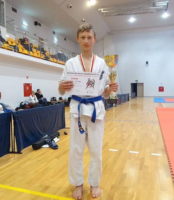 Jakub Struski Wicemistrzem Polski na Mistrzostwach Polski juniorów do lat 16 Polskiej Federacji KYOKUSHIN KARATE
