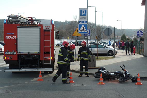 Wypadek na Nowomyliwskiej! 37-letni kierowca mercedesa wjecha w motocyklist!