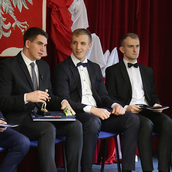 Siatkarze zako�czyli rok szkolny. Zobacz film!