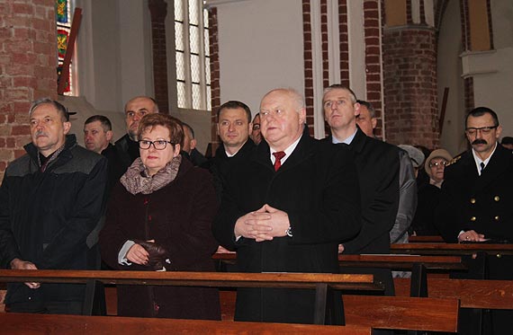 Msza w.  za Ojczyzn w katedrze kamieskiej w 71 rocznic zdobycia Ziemi Kamieskiej
